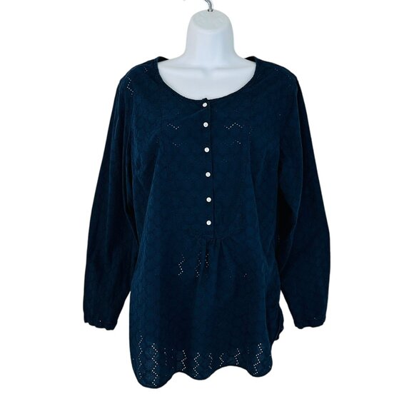 L.L. Bean Women's Size L Eyelet Long Sleeve Popover Navy Blouse - Picture 1 of 7